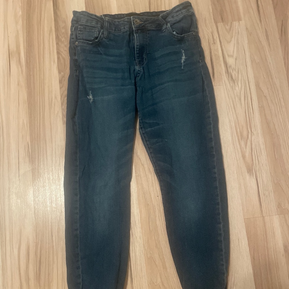 Kendal and Kylie size 7 Jeans